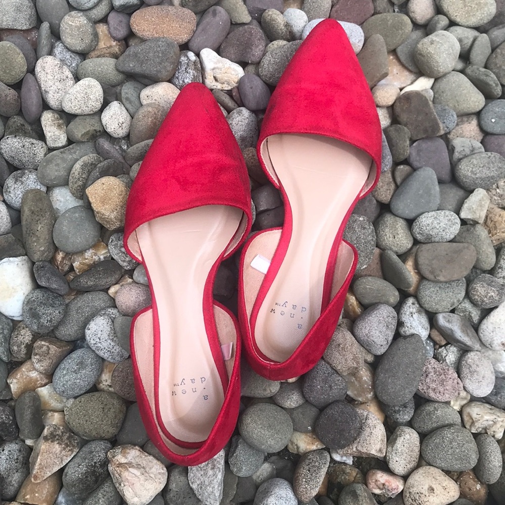 red Dorsay flats